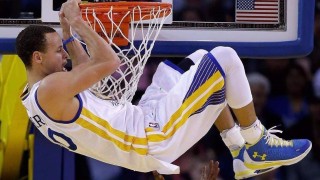 九游会_NBA新星爱德华兹炮轰裁判尺度，每次冲击篮筐都面对人墙防守