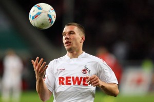  九游会官网_欧足联财政新规落地，切尔西与巴萨因历史违规共遭3500万欧元处罚