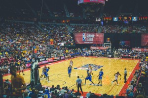  J9九游会平台|传奇归来！38岁吉鲁签约里尔重披9号战袍，法甲劲旅迎历史性回归